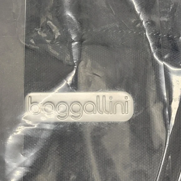 Baggalini Black Sling Backpack Bag Multi Wear RFID Card Slots Adjustable NEW - Picture 10 of 16